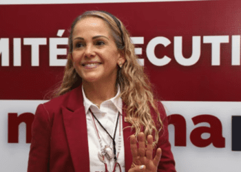 “No los vamos a buscar pero en Morena tienen las puertas abiertas”, refiere Olga Romero Garcí Crespo sobre renuncia de diputados al PRI