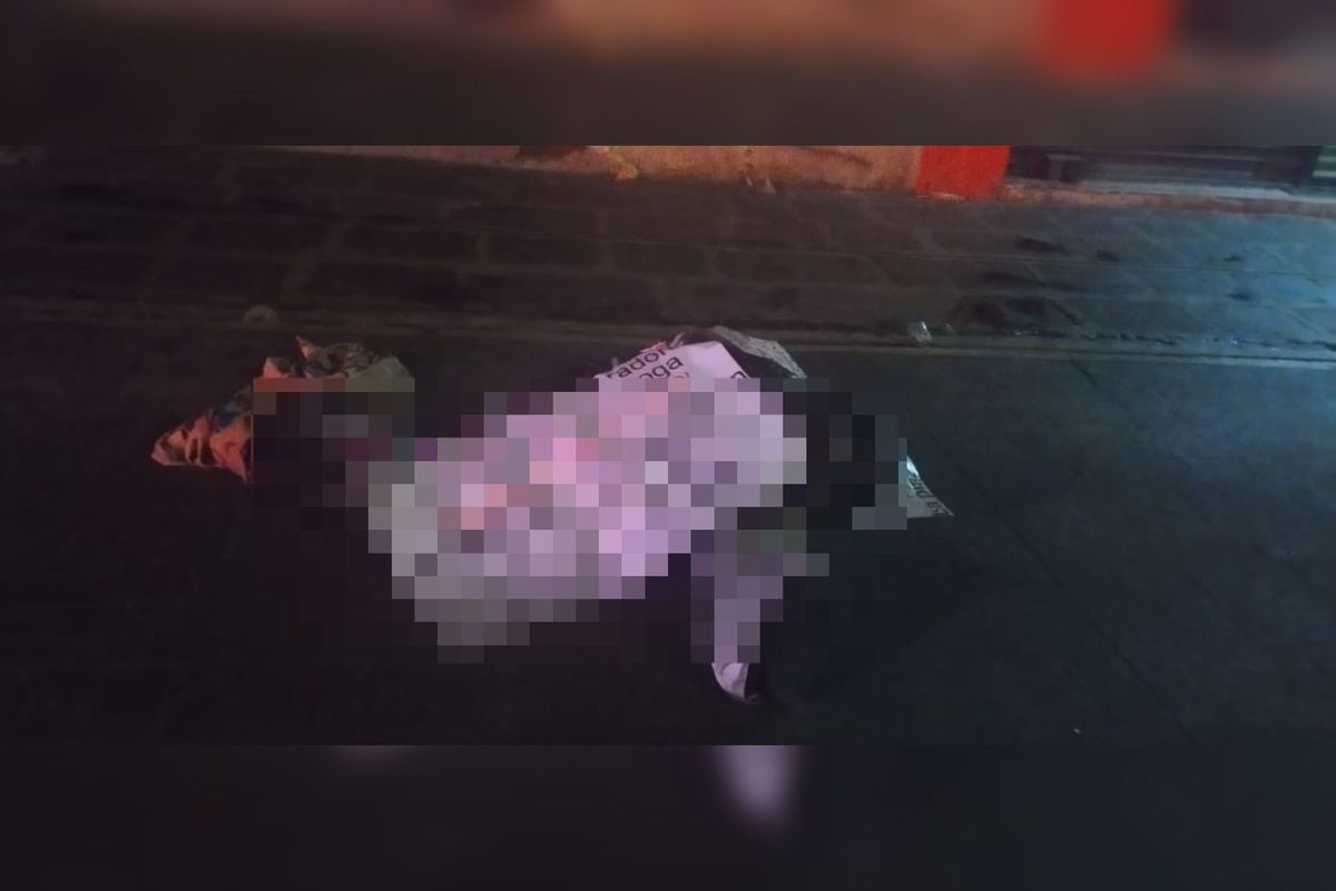 Dejan cuerpos sin vida y emplayados en el mercado 5 de Mayo del centro histórico de Puebla