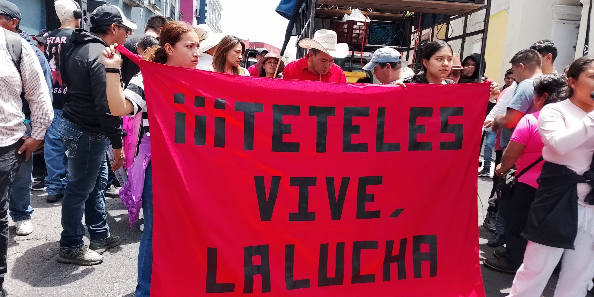 normalistas de Teteles