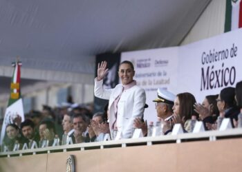 Sheinbaum encabeza en Puebla el 113 Aniversario del Ejército Mexicano; Armenta asiste a la ceremonia