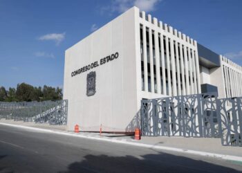 Armenta propone crear la Universidad de la Creación del Arte y la Cultura en Puebla