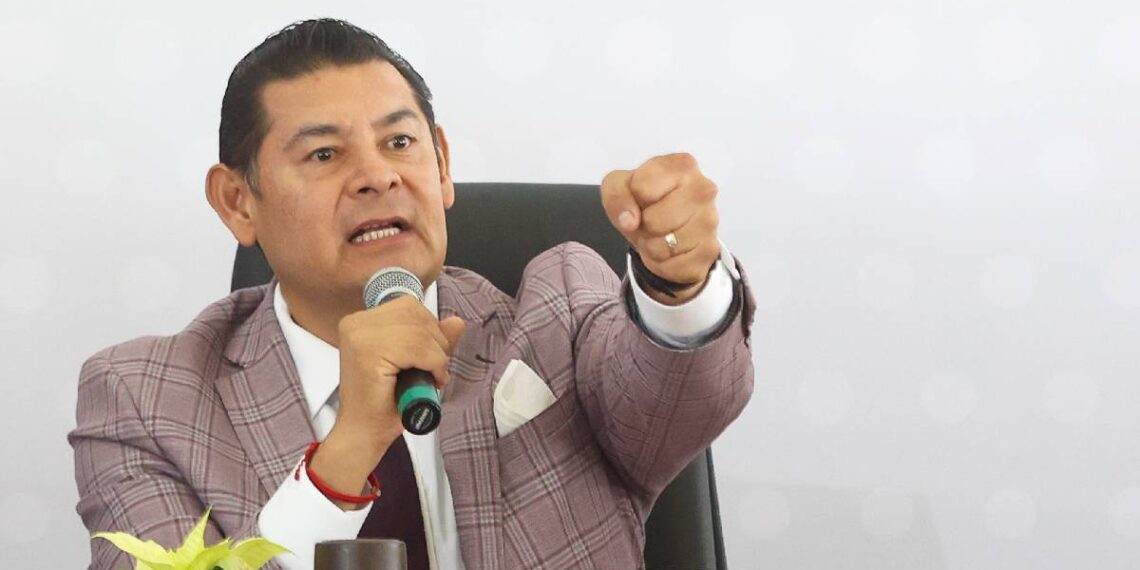 Armenta rechaza imposiciones y llama a escuchar a ciudadanos por obra en Zaragoza