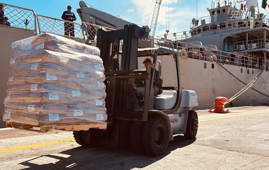 Envío de ayuda de México a Cuba desata críticas contra el gobierno de Sheinbaum