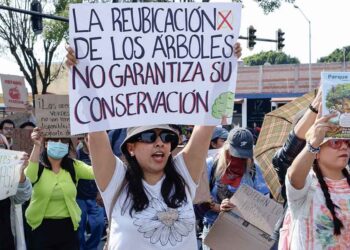 Arrecen protestas contra proyecto del Cablebús en Puebla