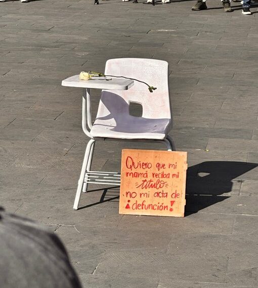 Estudiantes vandalizan Palacio de Gobierno en Cuernavaca tras protesta por justicia para Kimberly Ramos