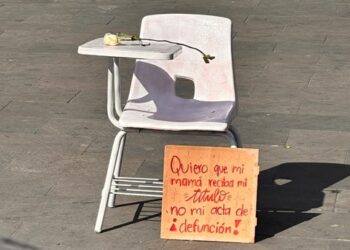 Estudiantes vandalizan Palacio de Gobierno en Cuernavaca tras protesta por justicia para Kimberly Ramos