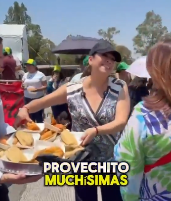 Entre tamales y promoción política: critican a Laura Artemisa por usar la Feria de Puebla para lucimiento personal