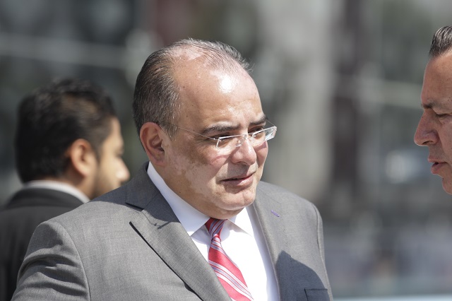 Reaparece Bejarano en Puebla: José Luis Márquez busca amarrar candidatura familiar en Zacatlán