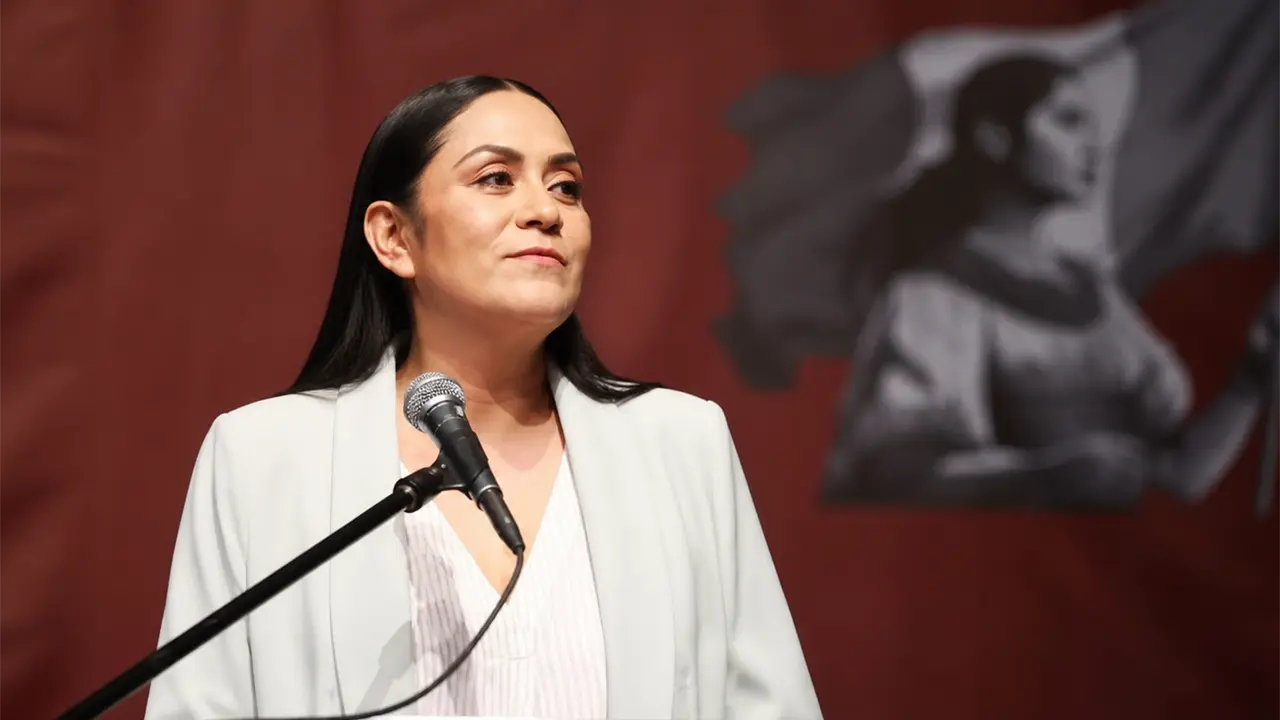 “Responderé a mi modo”: cuestionan a Ariadna Montiel tras postura sobre críticas por discurso de soberanía