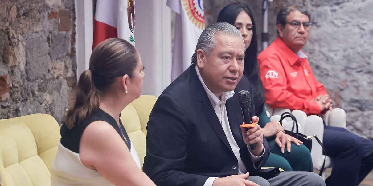 “No a la reelección”: Leobardo Soto rompe filas y empuja a Laura Artemisa rumbo a la alcaldía