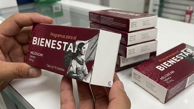 Acusan al gobierno de usar medicamentos como propaganda política