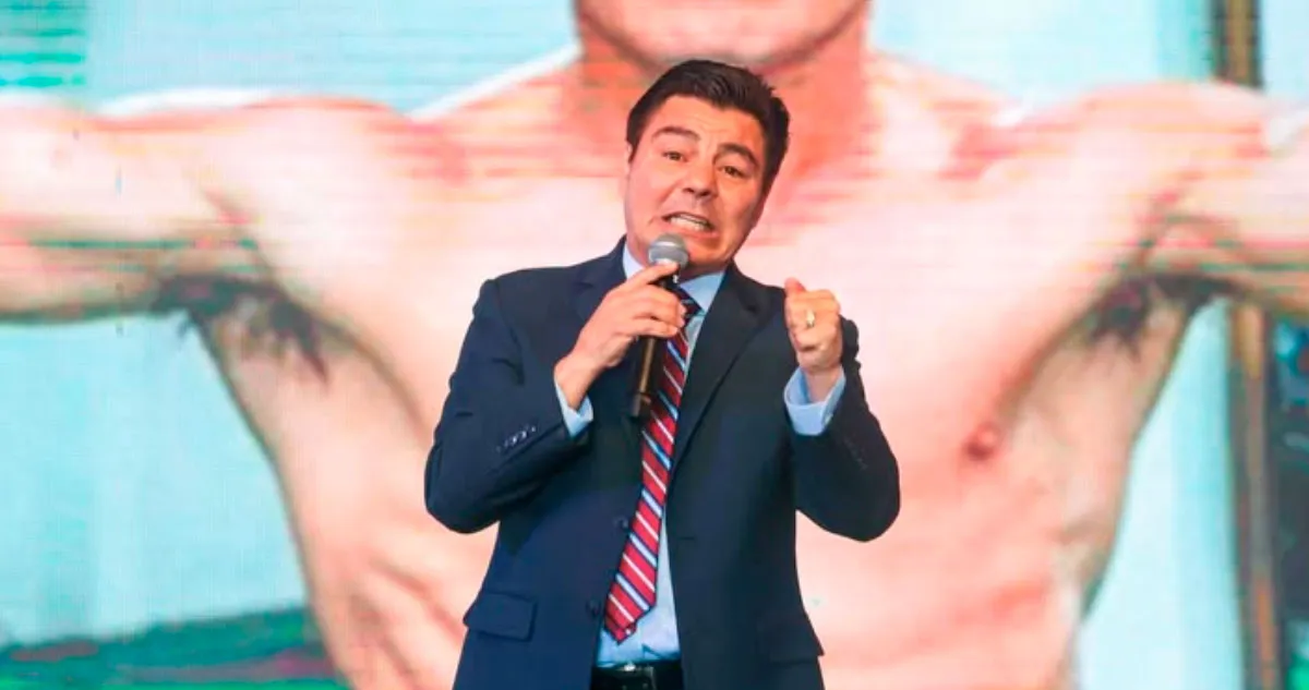 Morena se deslinda del “Travieso” Arce tras polémica por acercamiento al partido