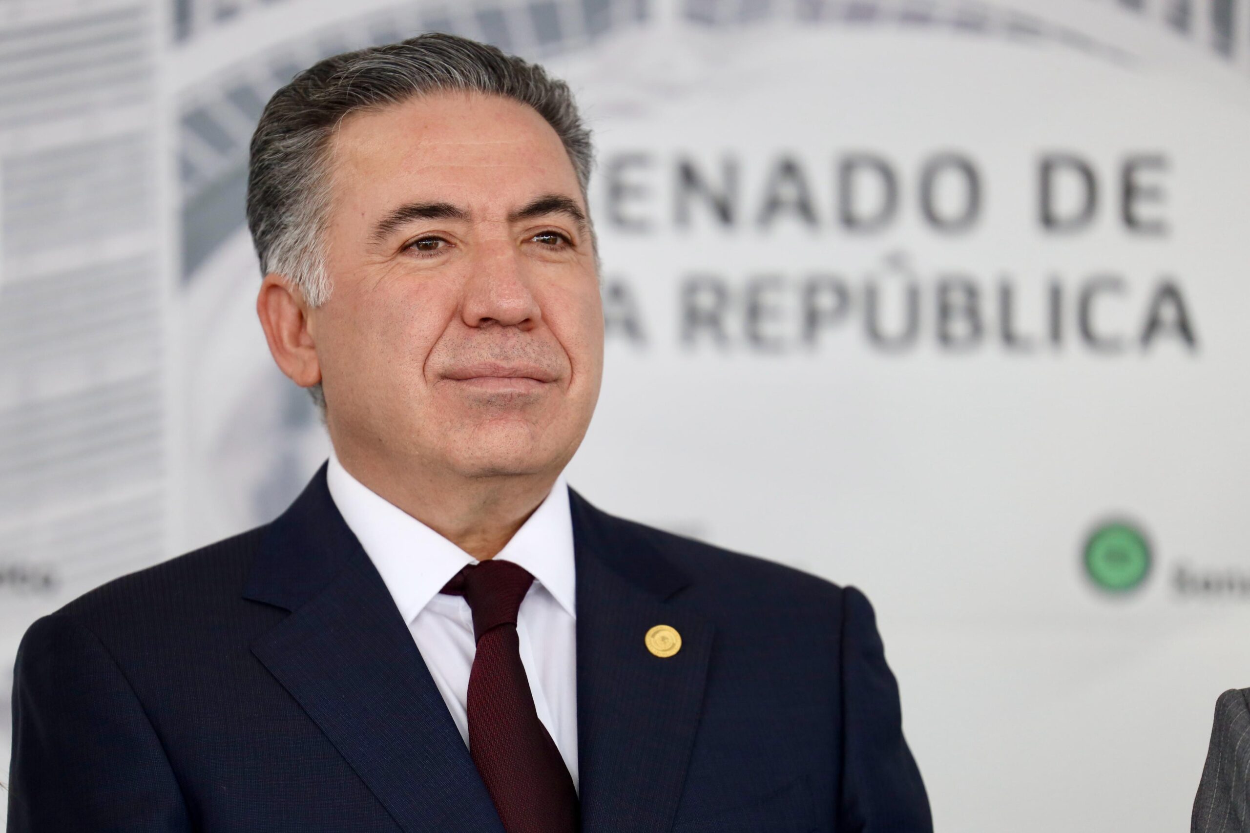 Persisten dudas sobre situación de senador de Morena; presidenta de la Permanente evita pronunciarse