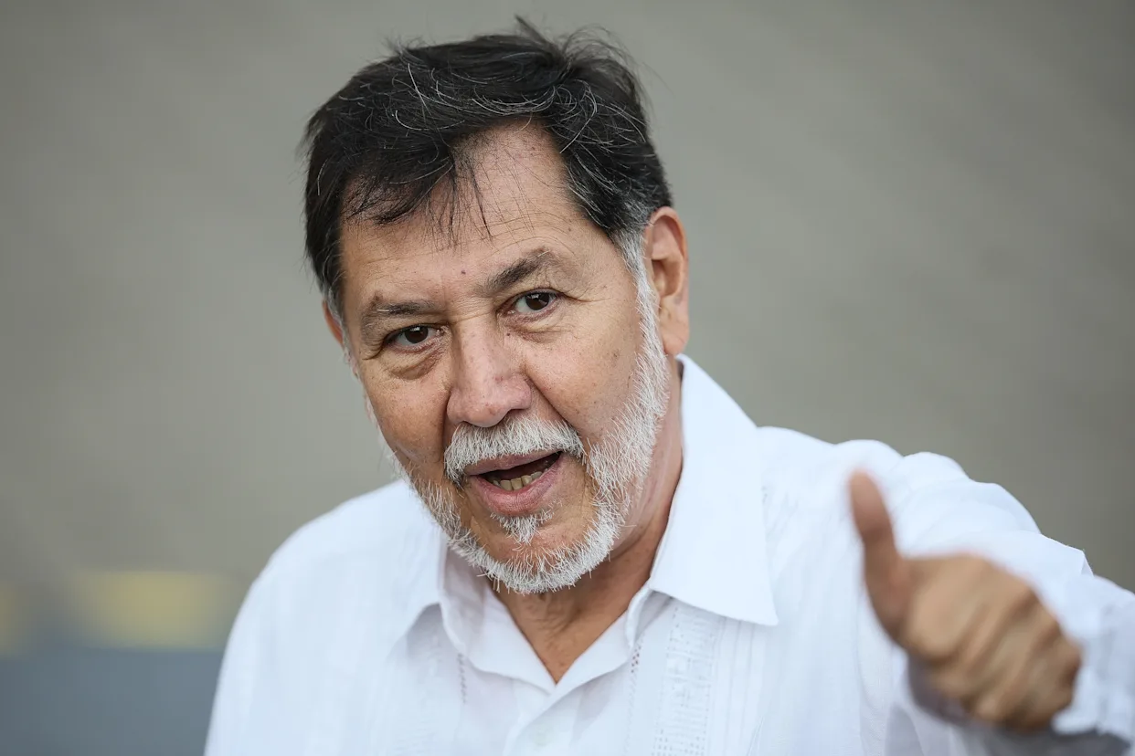 Noroña niega parentesco con Emiliano González y acusa intentos de golpeteo político
