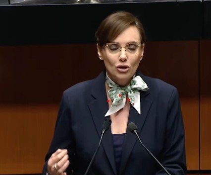 Lilly Téllez acusa a Morena de “traicionar” a Rocha Moya por miedo a una cárcel en EU