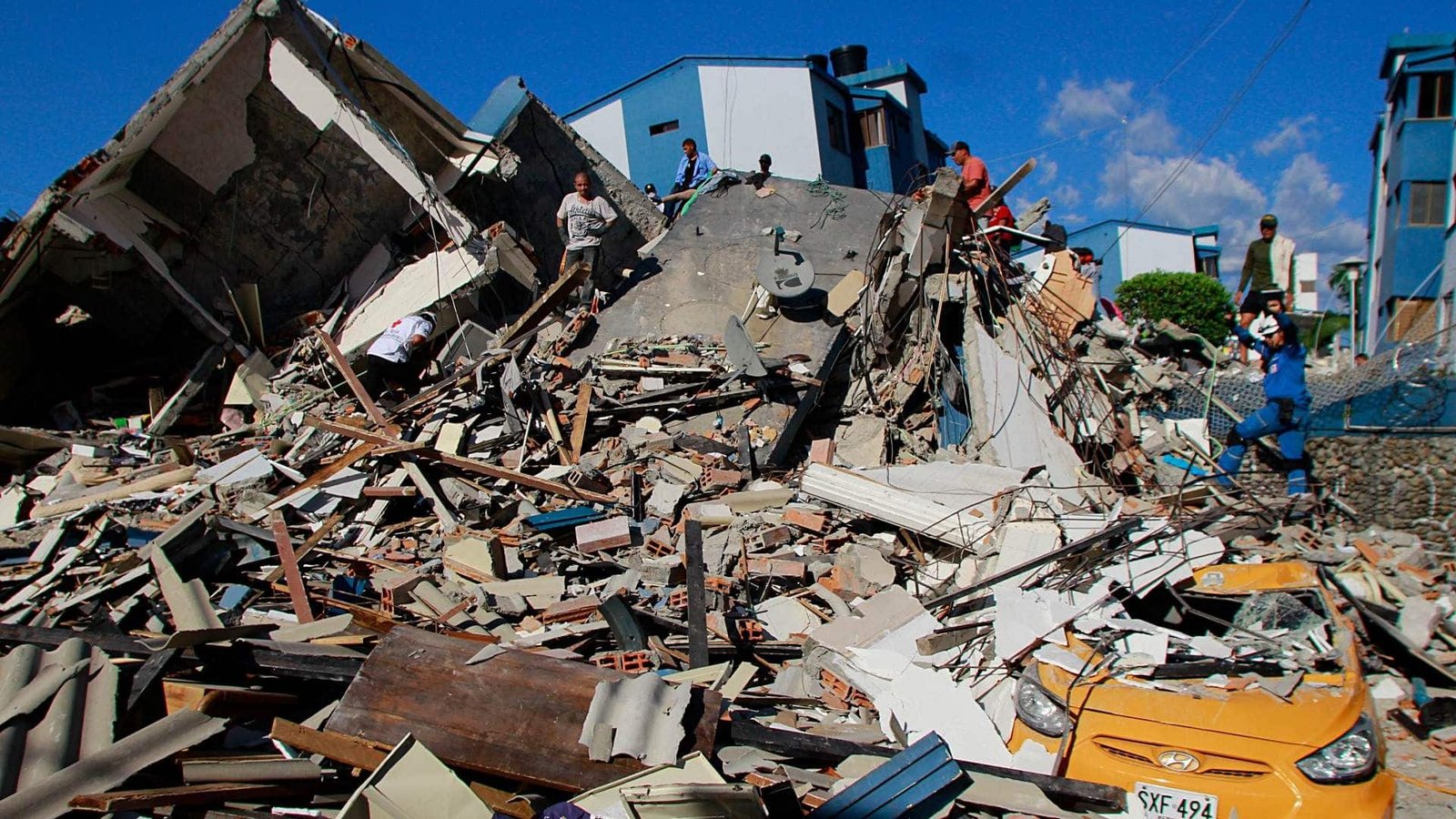 Terremoto en Colombia: rescate entre escombros y una emergencia que abre un nuevo frente político
