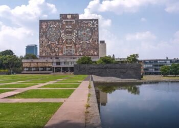 Sheinbaum ofrece 30 mil lugares a rechazados de la UNAM; la crisis de ingreso sigue sin resolverse