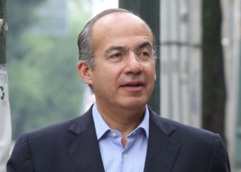 Calderón acusa regreso de una “nueva dictadura perfecta” en México