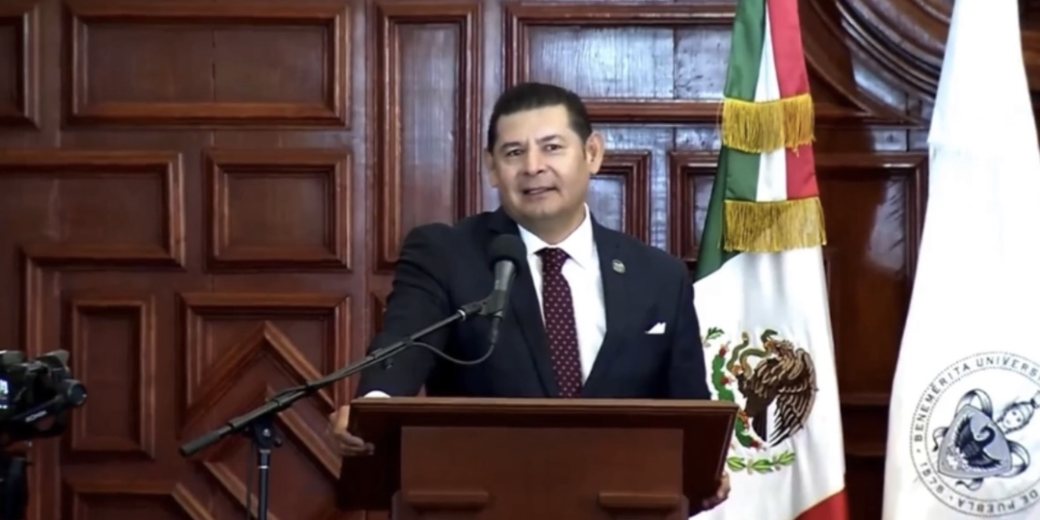 Armenta plantea continuidad de Lilia Cedillo al frente de la BUAP hasta 2029 y apuesta por presupuesto 50-50