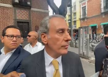 Pepe Chedraui deja en manos de una encuesta definición de candidatura por Puebla