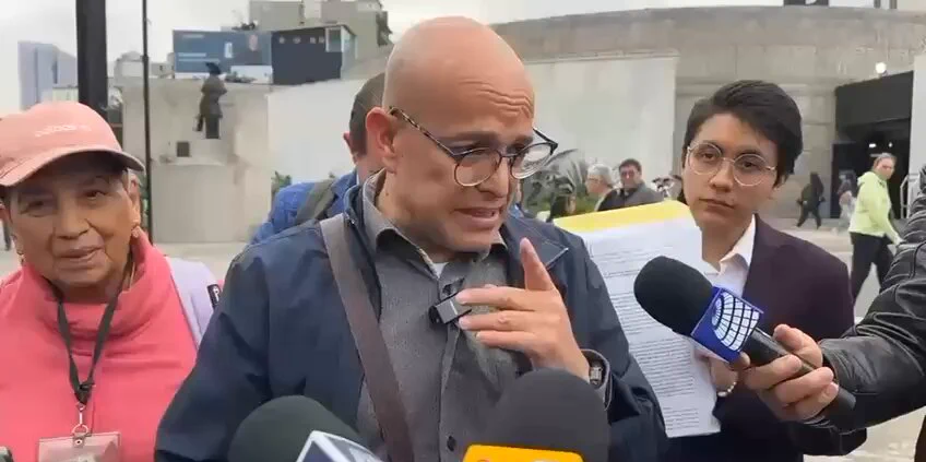 Van contra ‘Andy’ López Beltrán y Amílcar Olán por presunto desabasto de medicamentos oncológicos